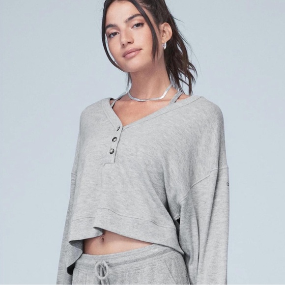 Roxy cropped Henley - Picture 1 of 6